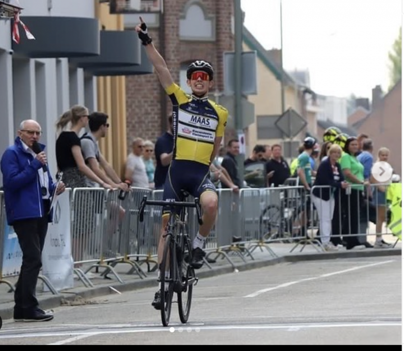 Jardi van der Lee wint Limburgse Bergomloop
