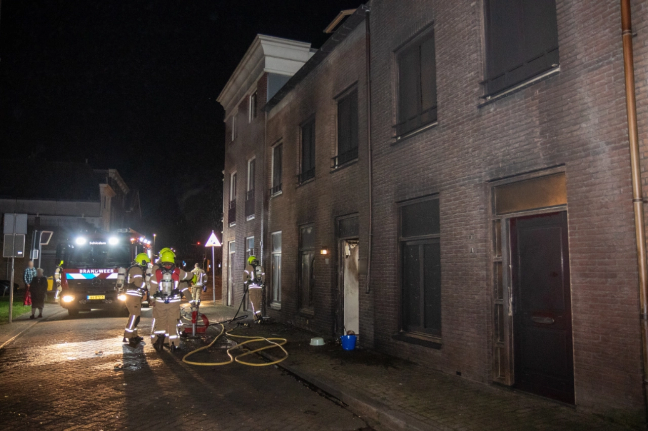 Grote schade aan woningen in Boterstraat na explosie