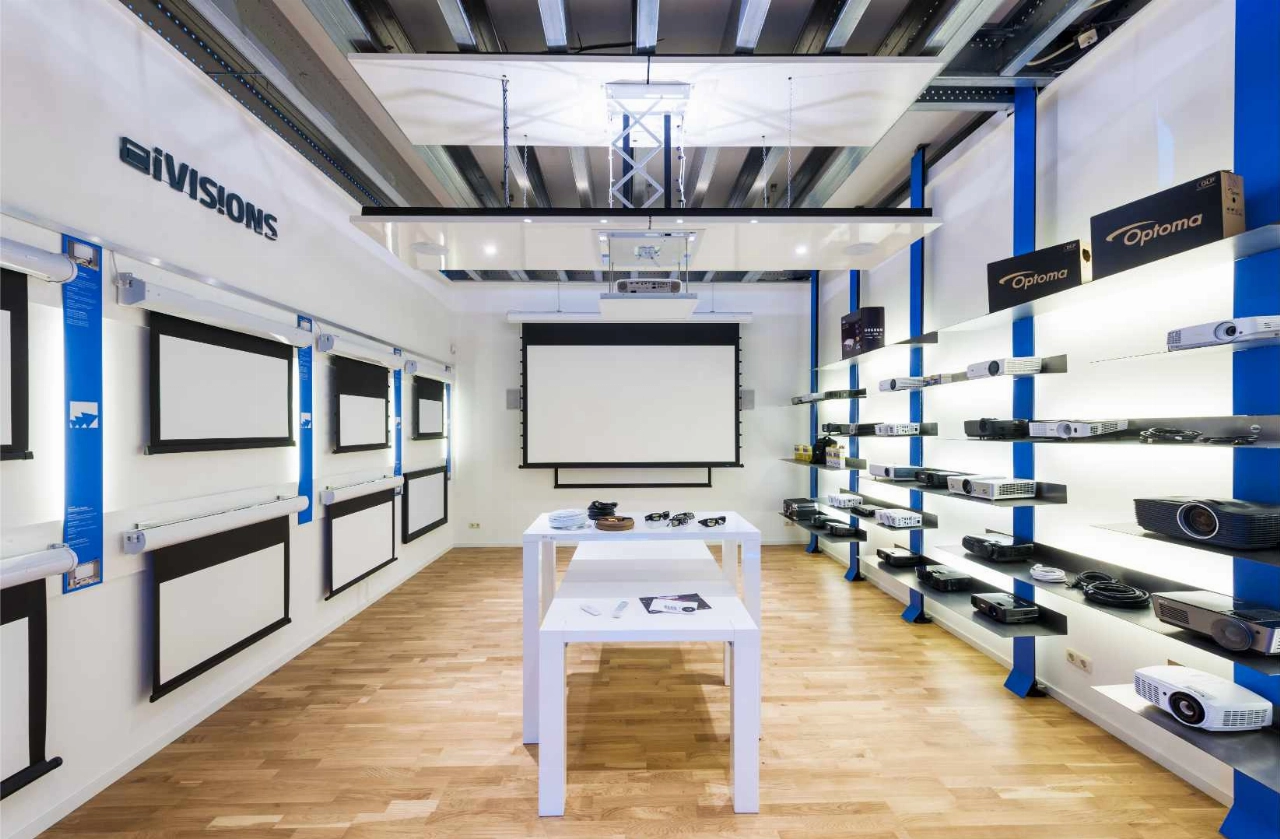 Beamer en speakersets geïnstalleerd in elf stappen