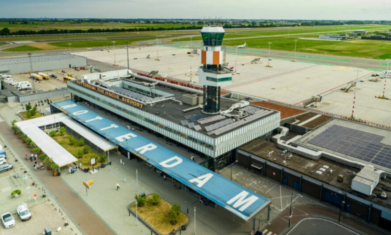 Minder vliegtuigbewegingen in de zomermaanden