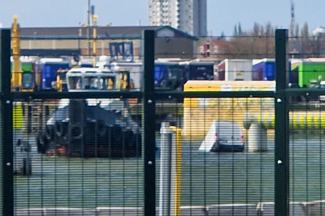 Bus te water in Vulcaanhaven