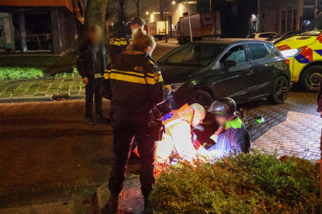 Scooterrijder gewond na aanrijding