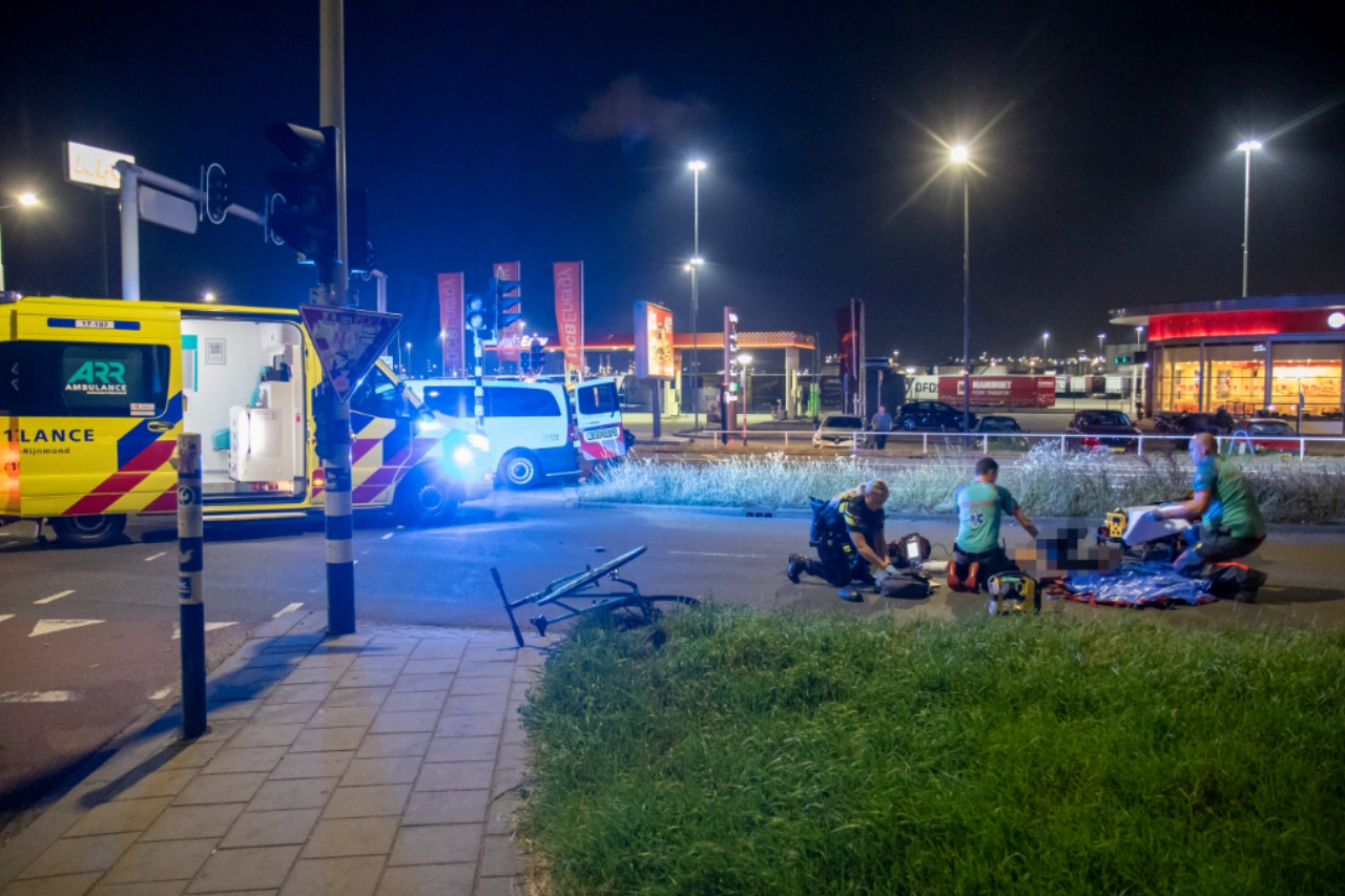 Fietser ernstig gewond na aanrijding
