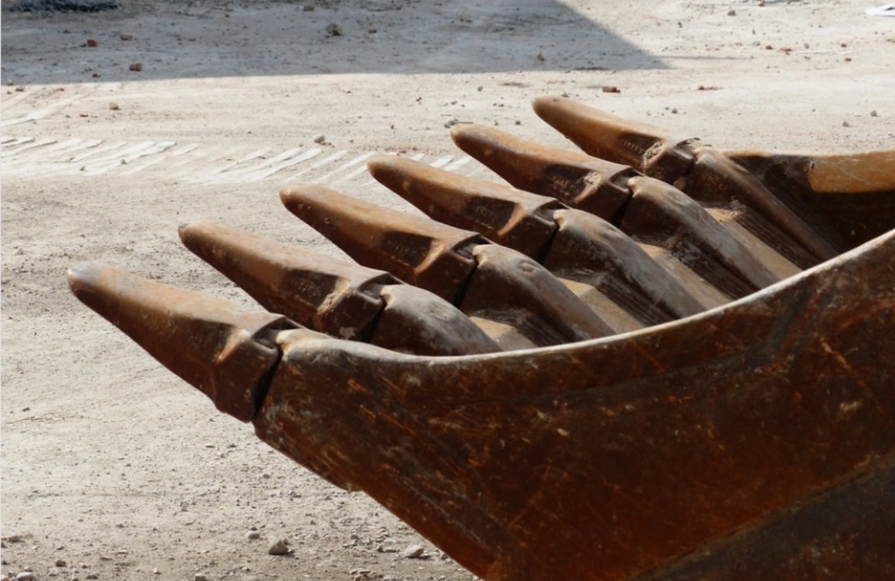 Bestrating Hoogstraat wordt opnieuw gelegd