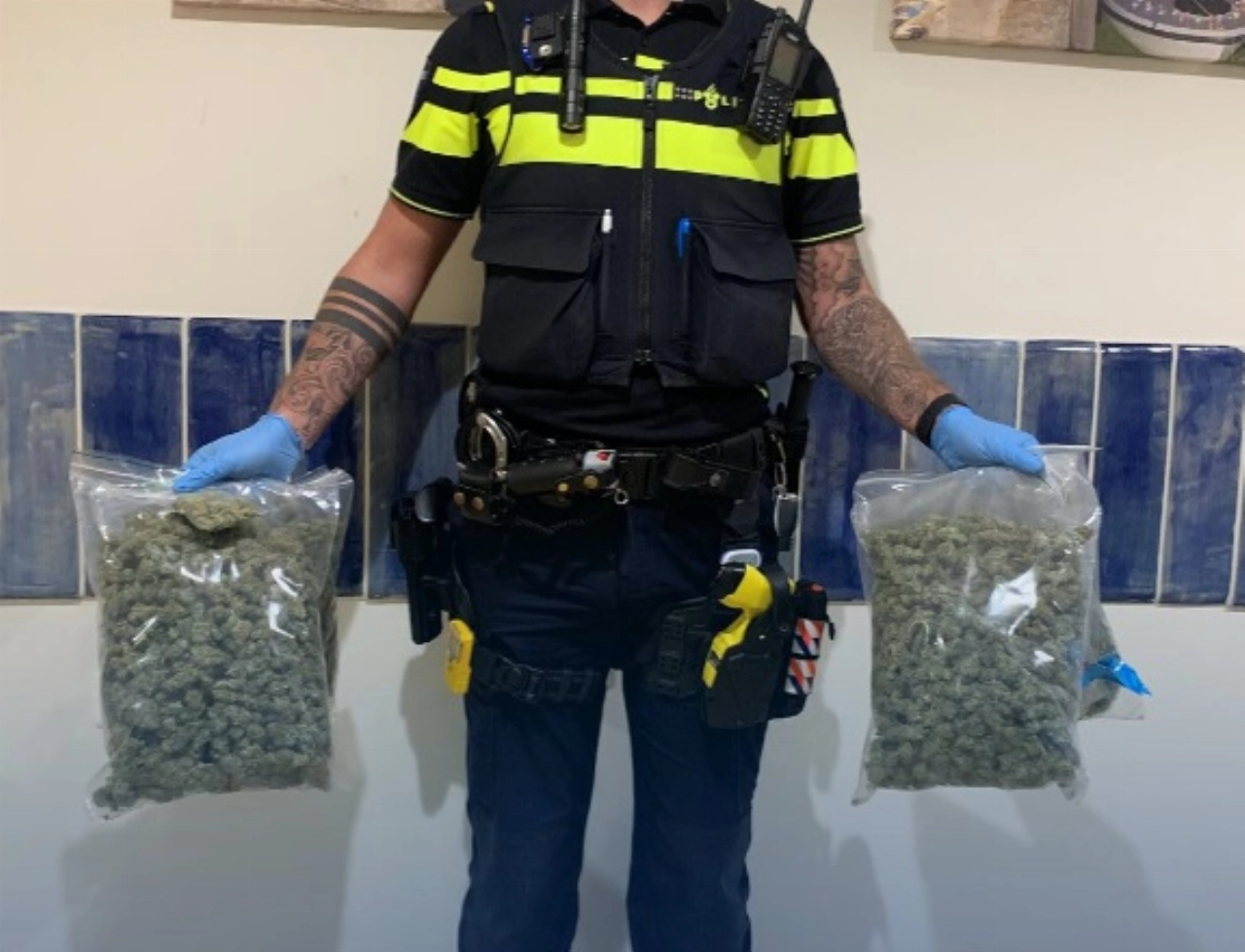 'Er kwamen meerdere zakken vol henneptoppen tevoorschijn'