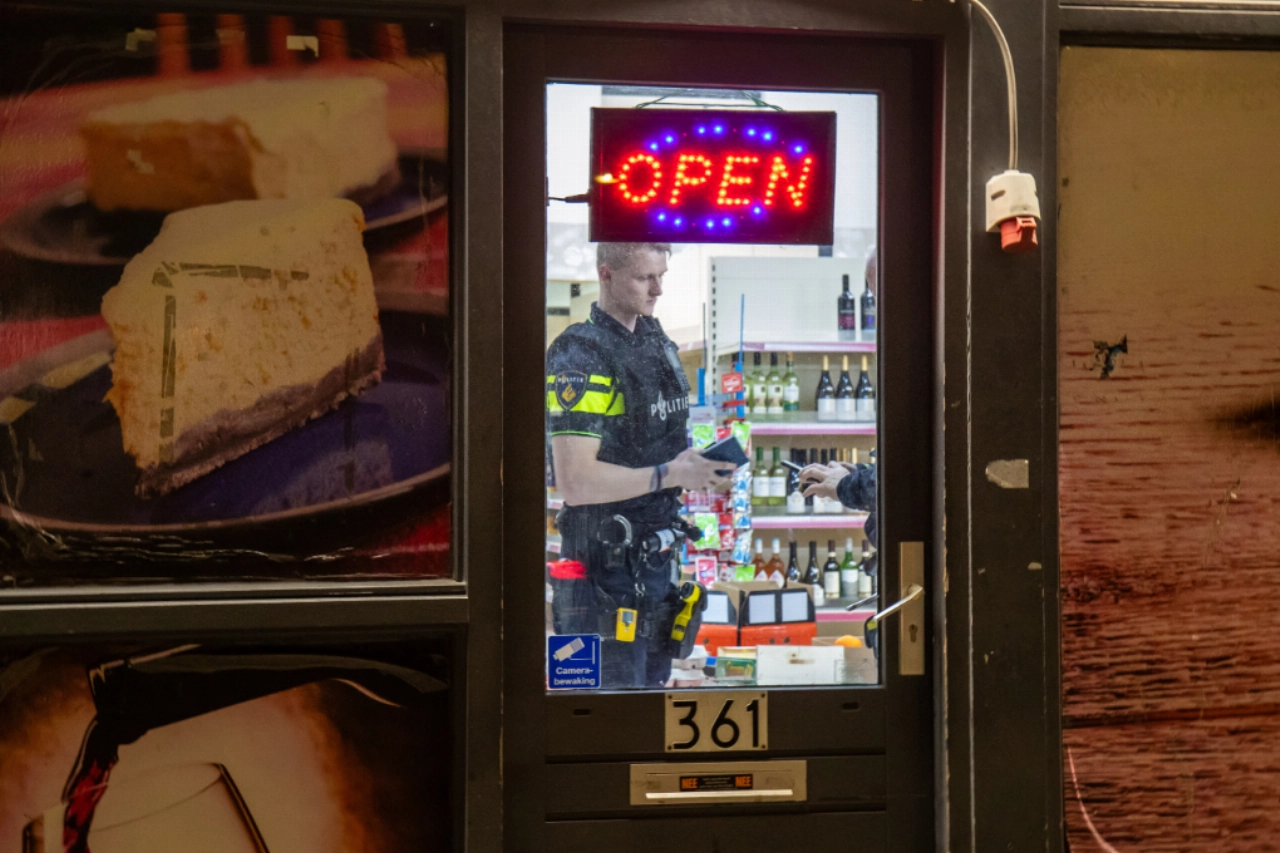 Overvaller is 'groot en 25 tot 30 jaar oud'