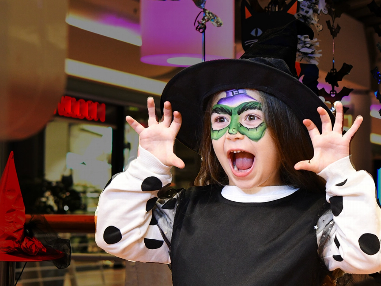 Griezelig geslaagd Halloween op de Hoogstraat