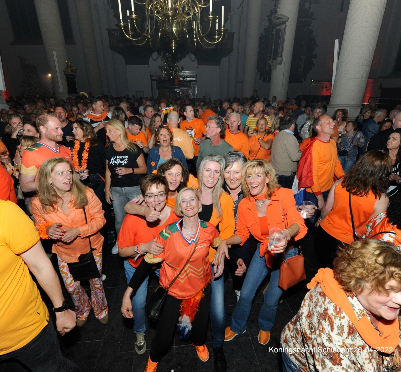 Schiedam ontvangt als eerste stad van Nederland Feestrechten