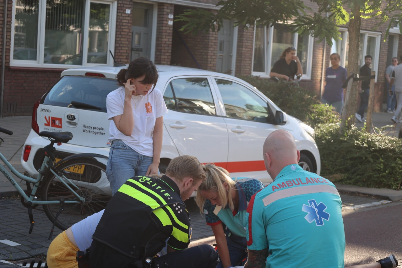 Voetganger gewond bij aanrijding