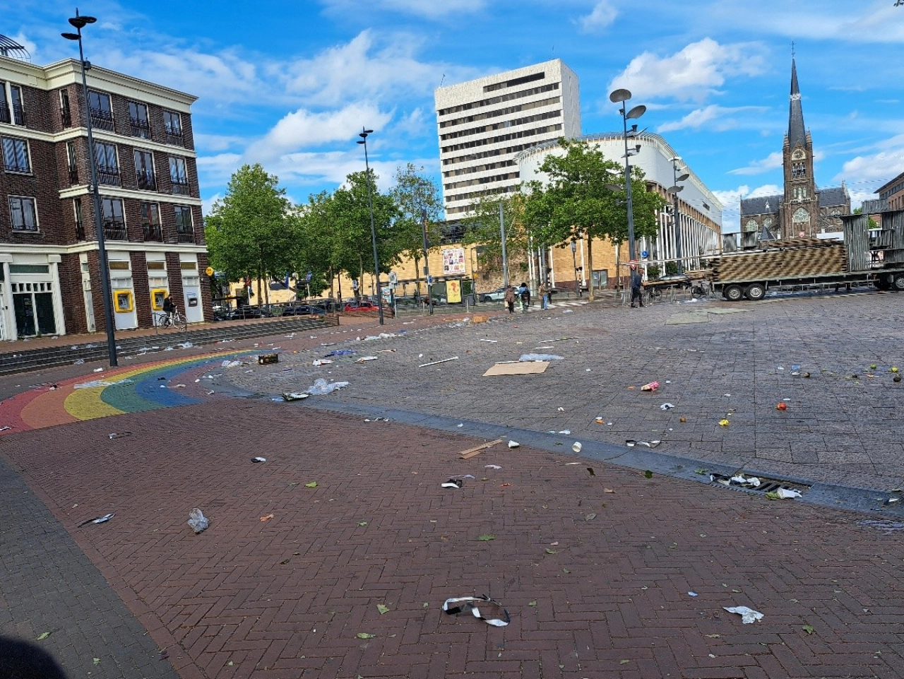 CDA: te veel afval na markt - en wie betaalt het opruimen?