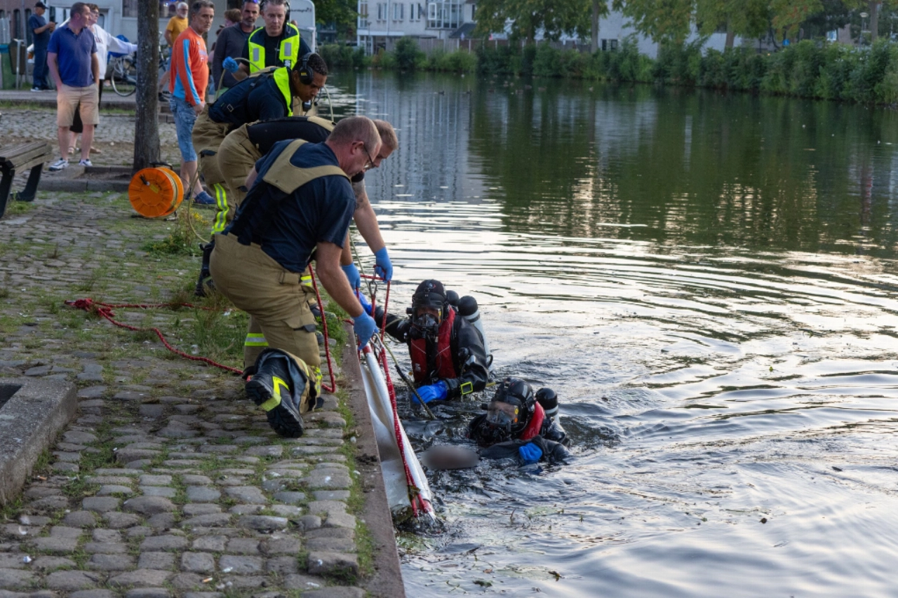 Man gereanimeerd na val in Noordvestgracht