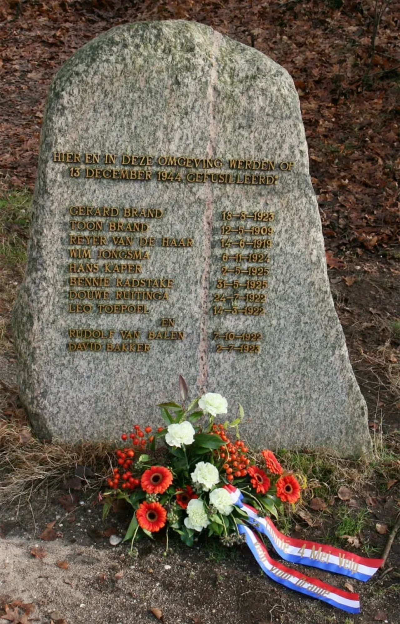 Schiedammer herdacht die voor vuurpeloton belandde