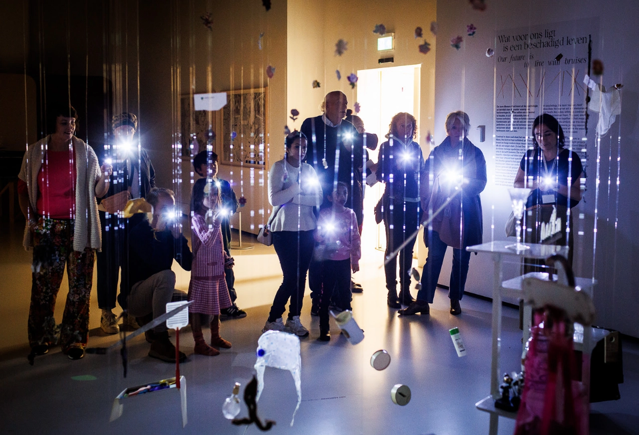 Zaklamprondleiding in Stedelijk Museum Schiedam