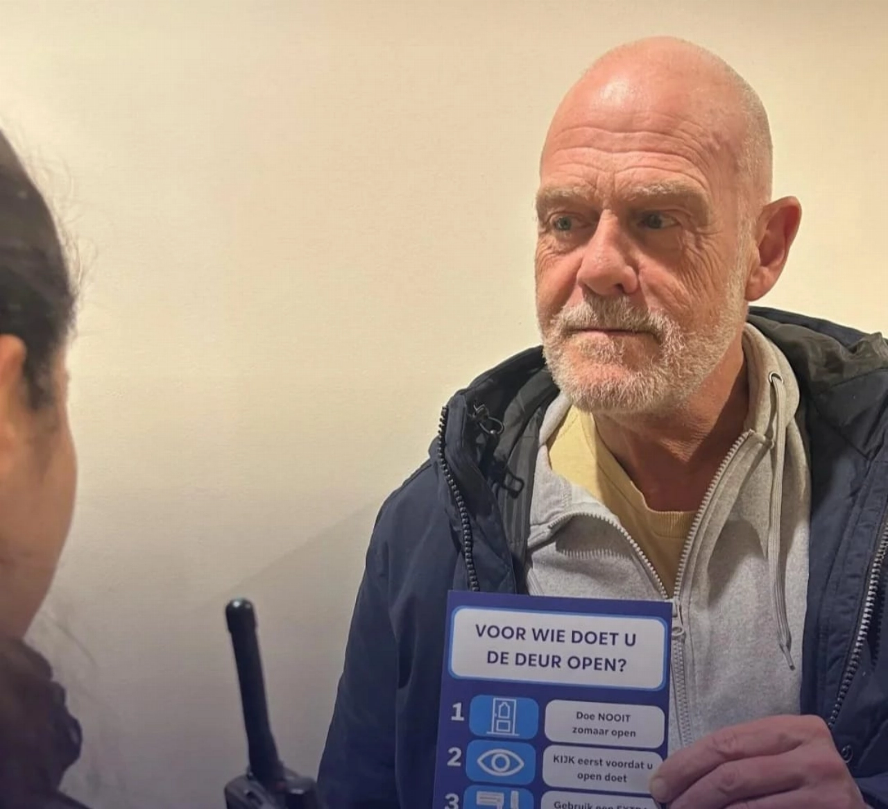 Waarschuwing: nepagenten actief