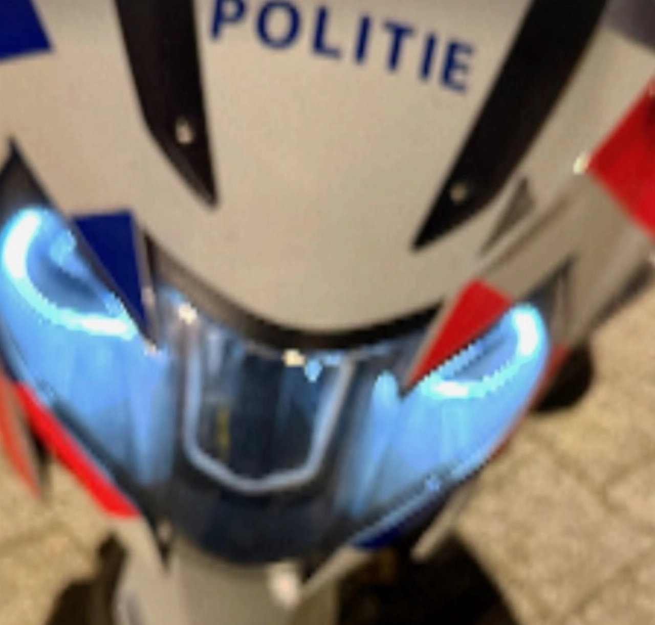 Politie haalt bestuurder 'in kennelijke staat' van straat