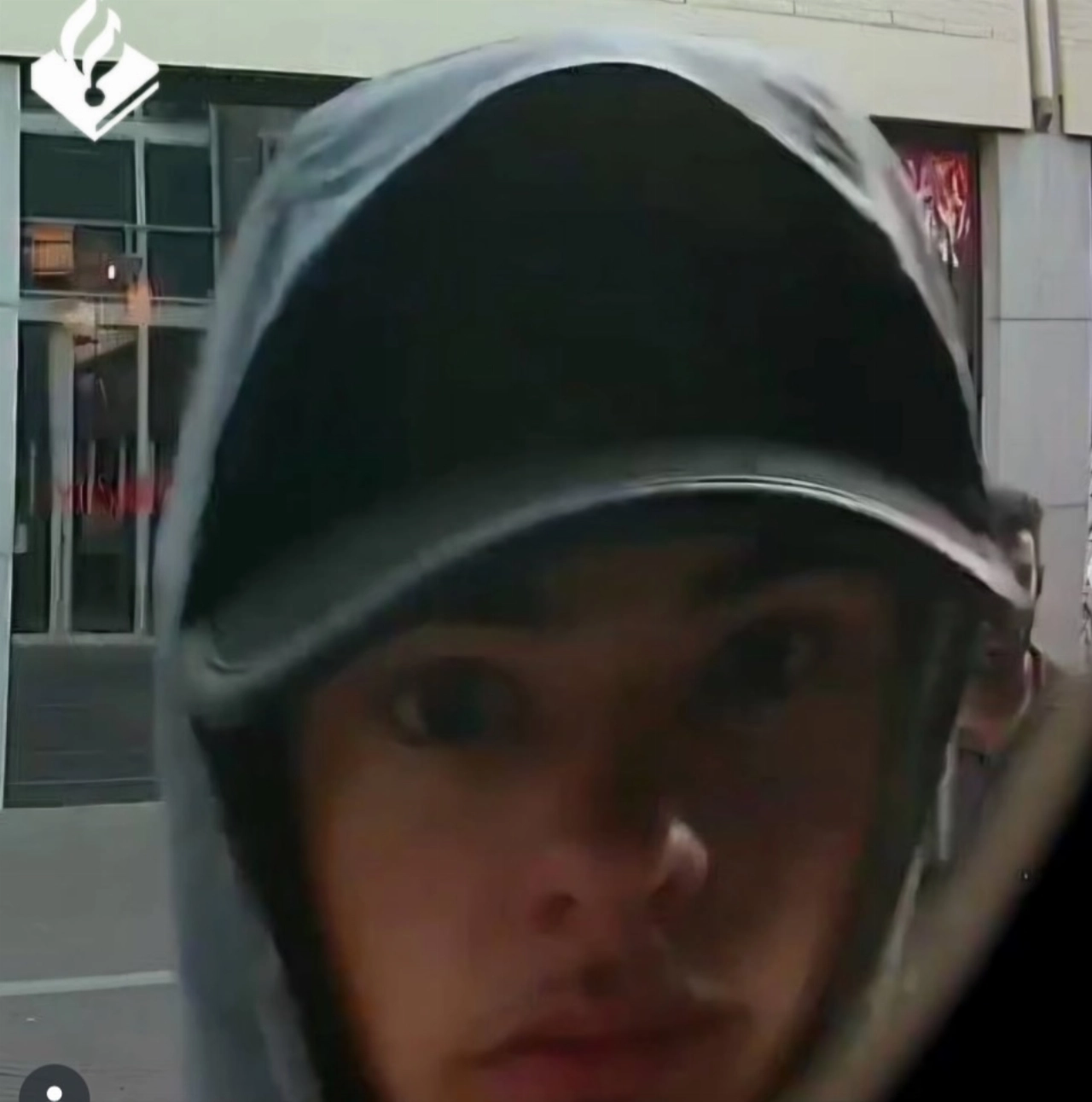 Politie geeft portret oplichter vrij