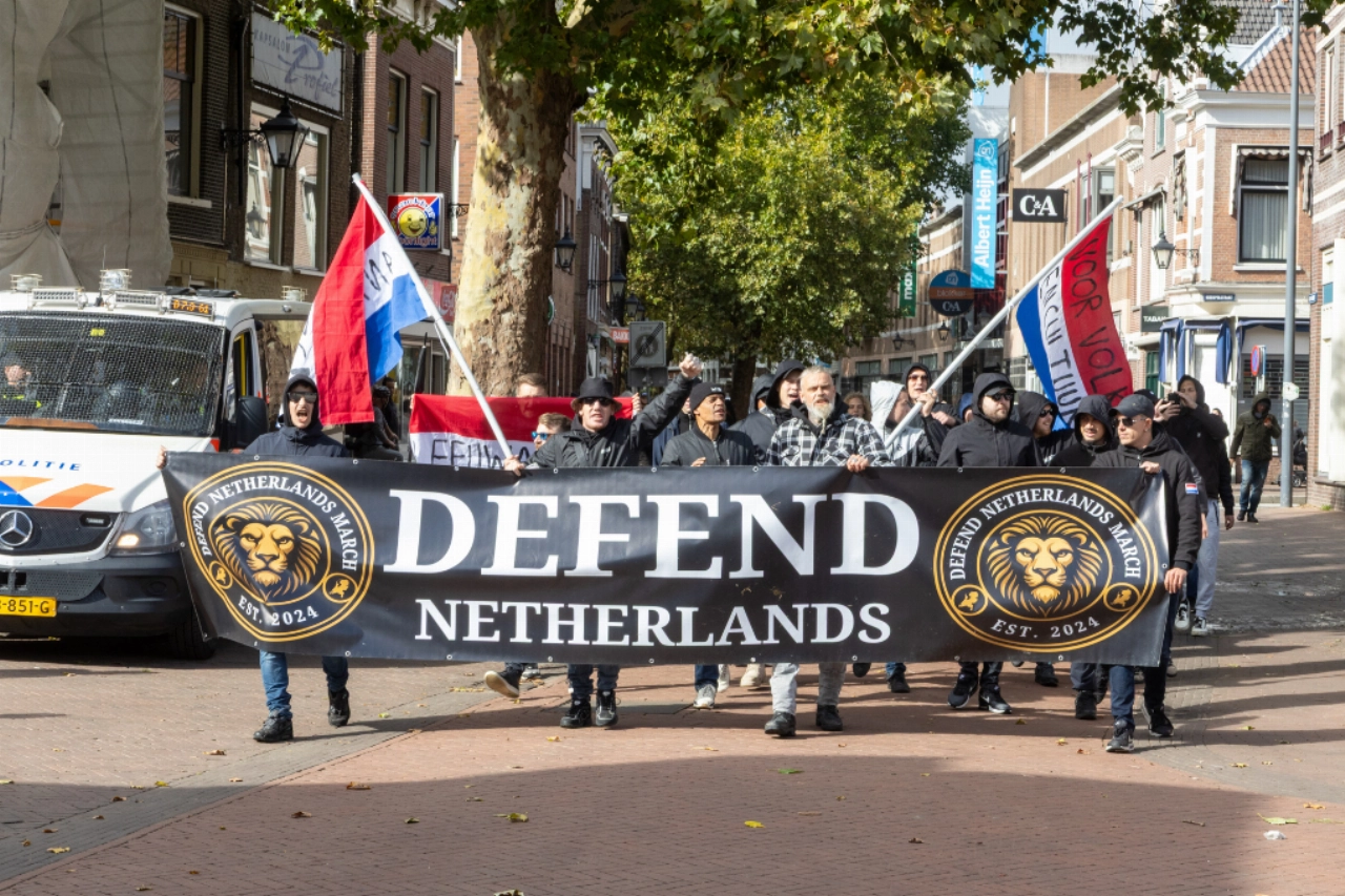 LOS  laat antiazcdemonstratie door buitenstaanders kapen