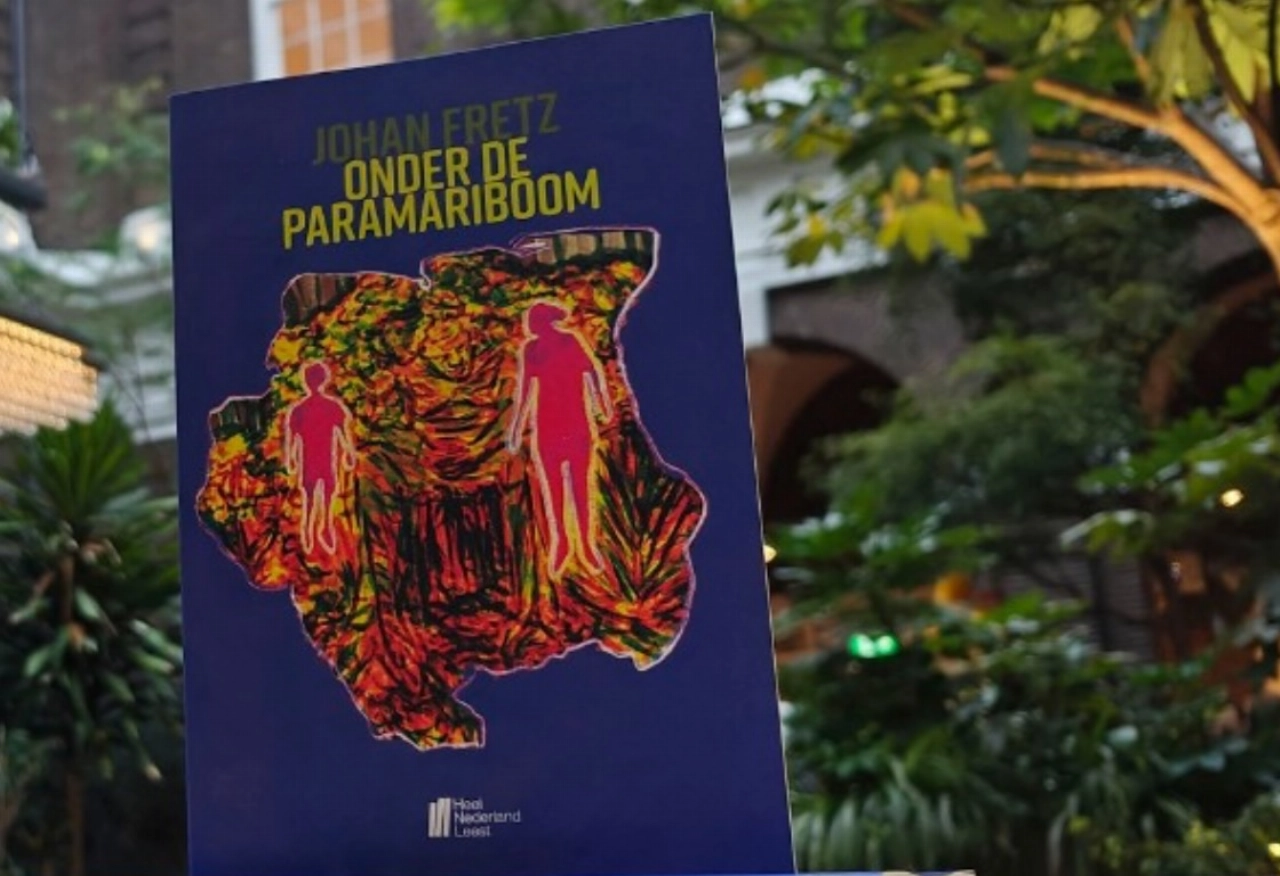 Heel Nederland Leest 'Onder de paramariboom'