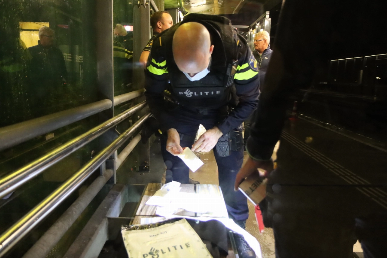 Politie zoekt getuigen na schietincident