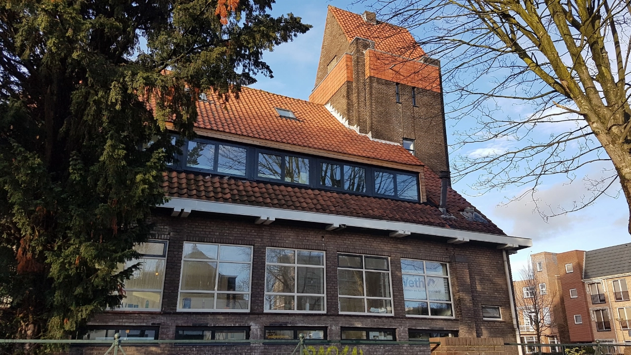 Ereschildje voor Hoeksteenkerk