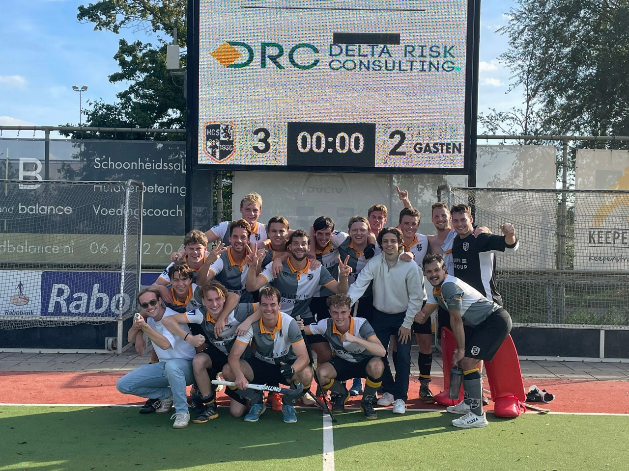 HCS-heren winnen