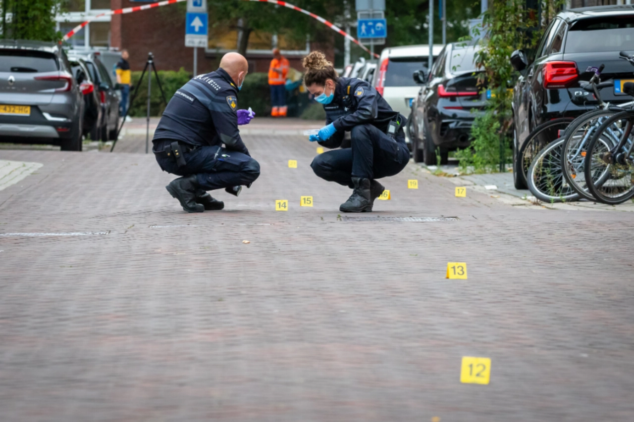 Zes aanhoudingen na steekincident in oost