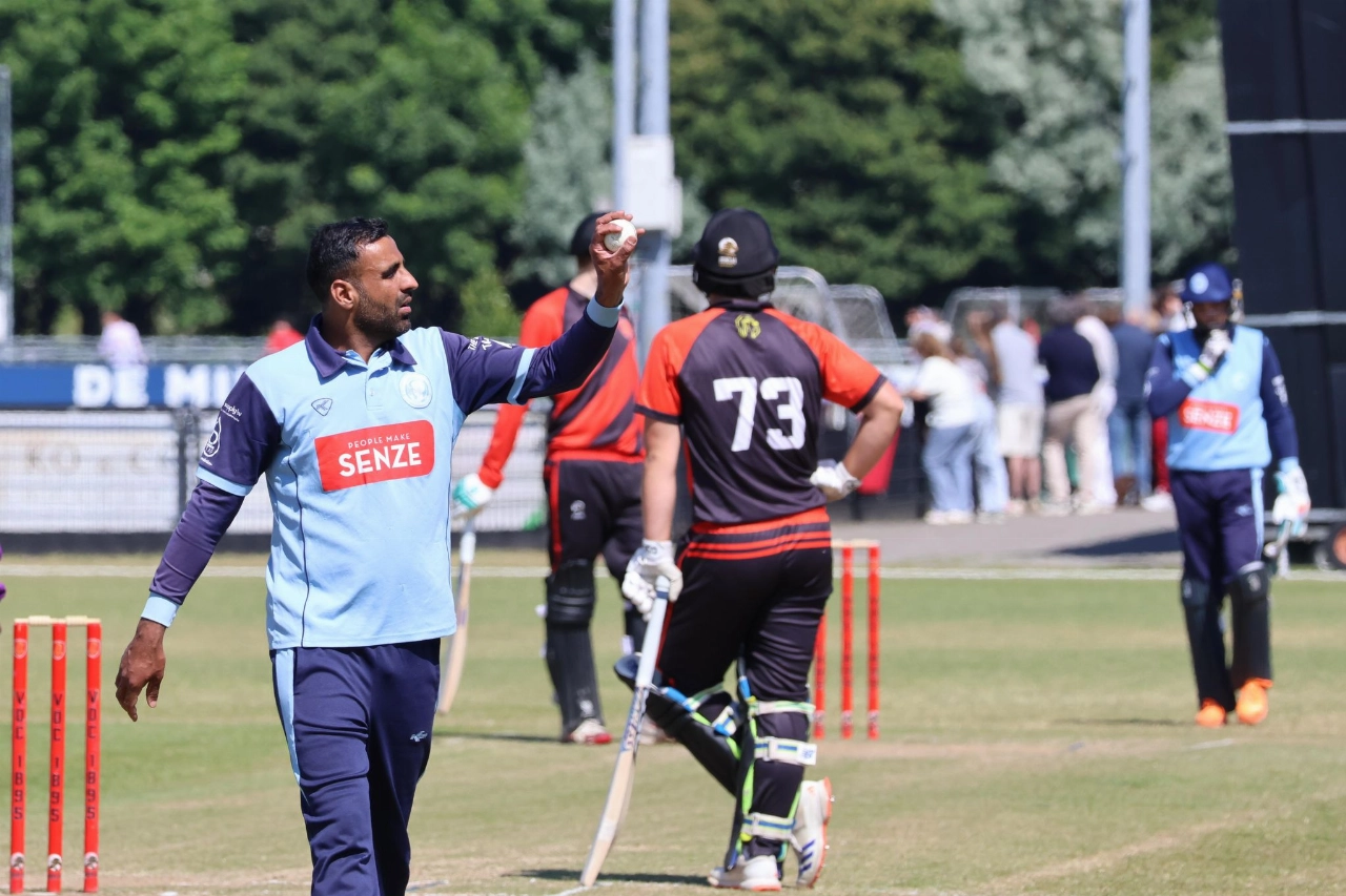 Cricketers Hermes-DVS verslikken zich in VOC