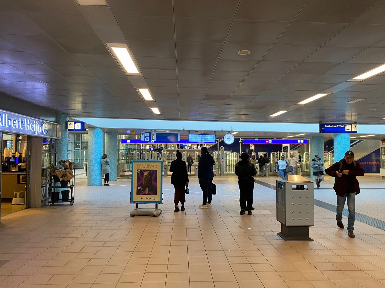 Drie jongeren opgepakt na mishandelen winkelpersoneel