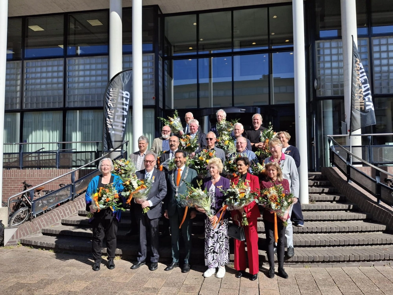 Zeventien Schiedammers krijgen 'een lintje'