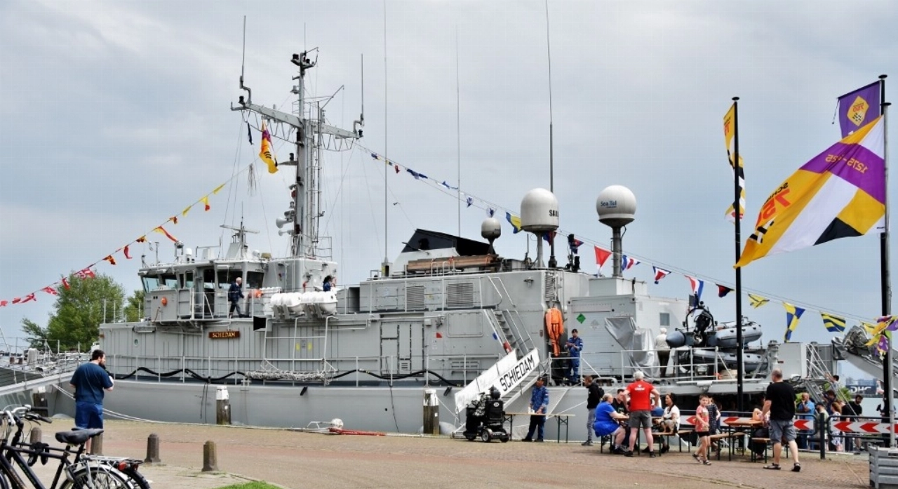 Schiedam terug uit Oostzee