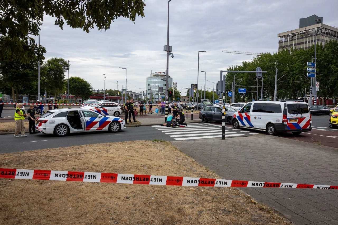 Achtervolging eindigt in crash op Marconiplein