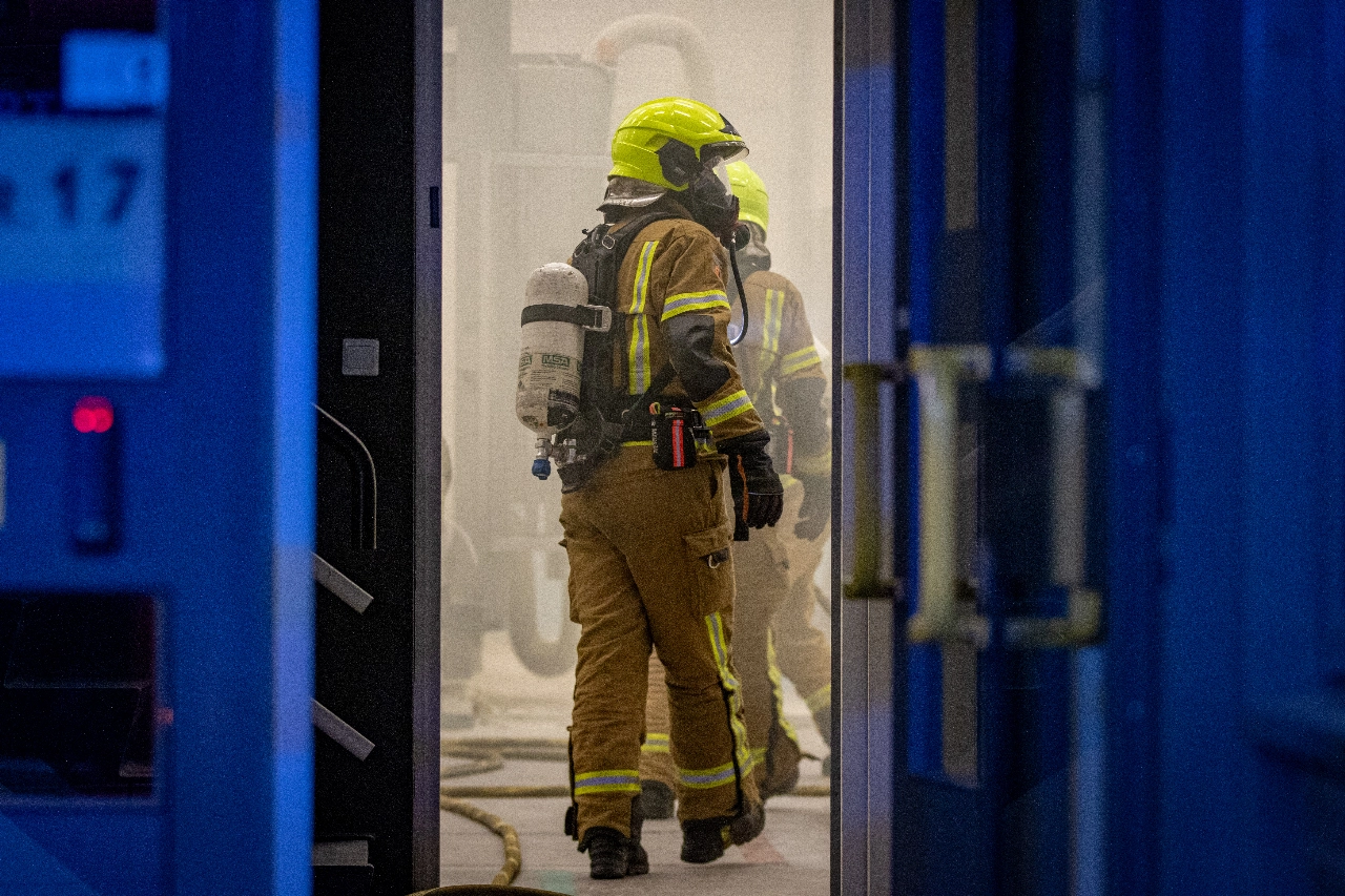 Veel rook bij brand bij isolatiemateriaalbedrijf