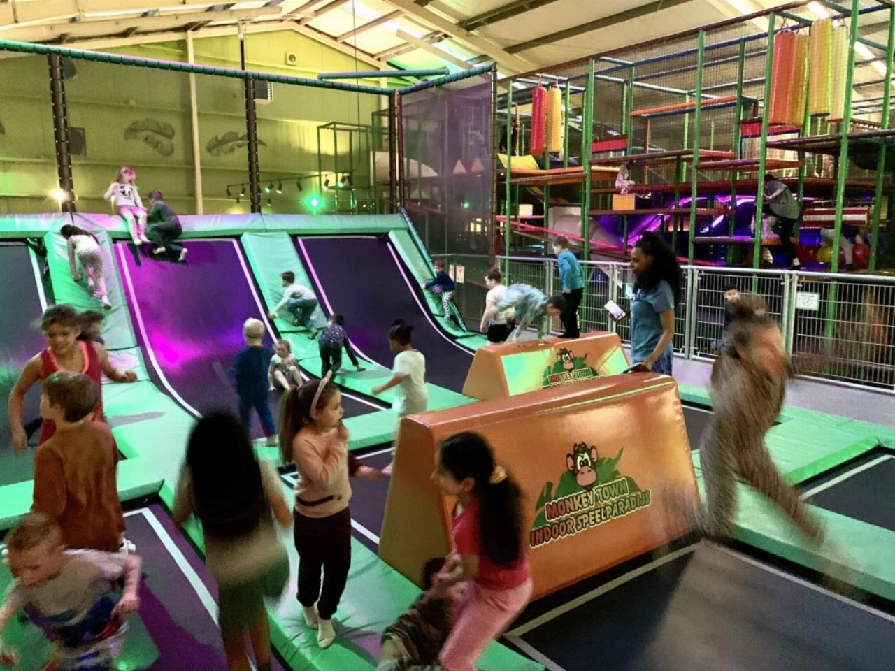 Kinderen uit oost toch beetje op vakantie in Vlaardingen