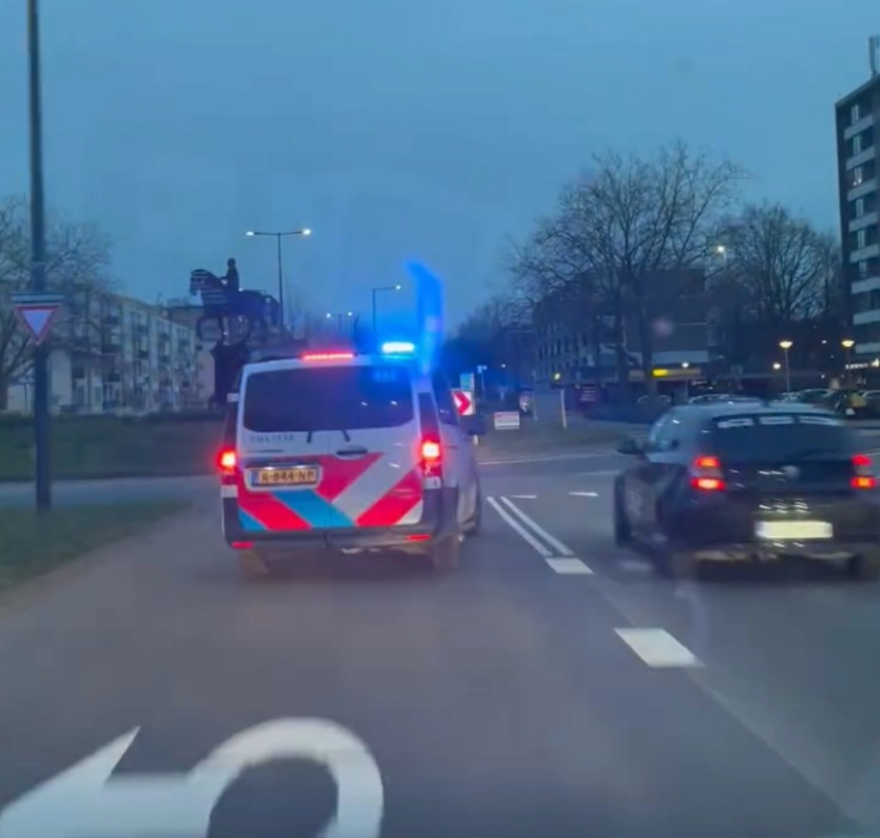 Onderkoelde man in medische problemen