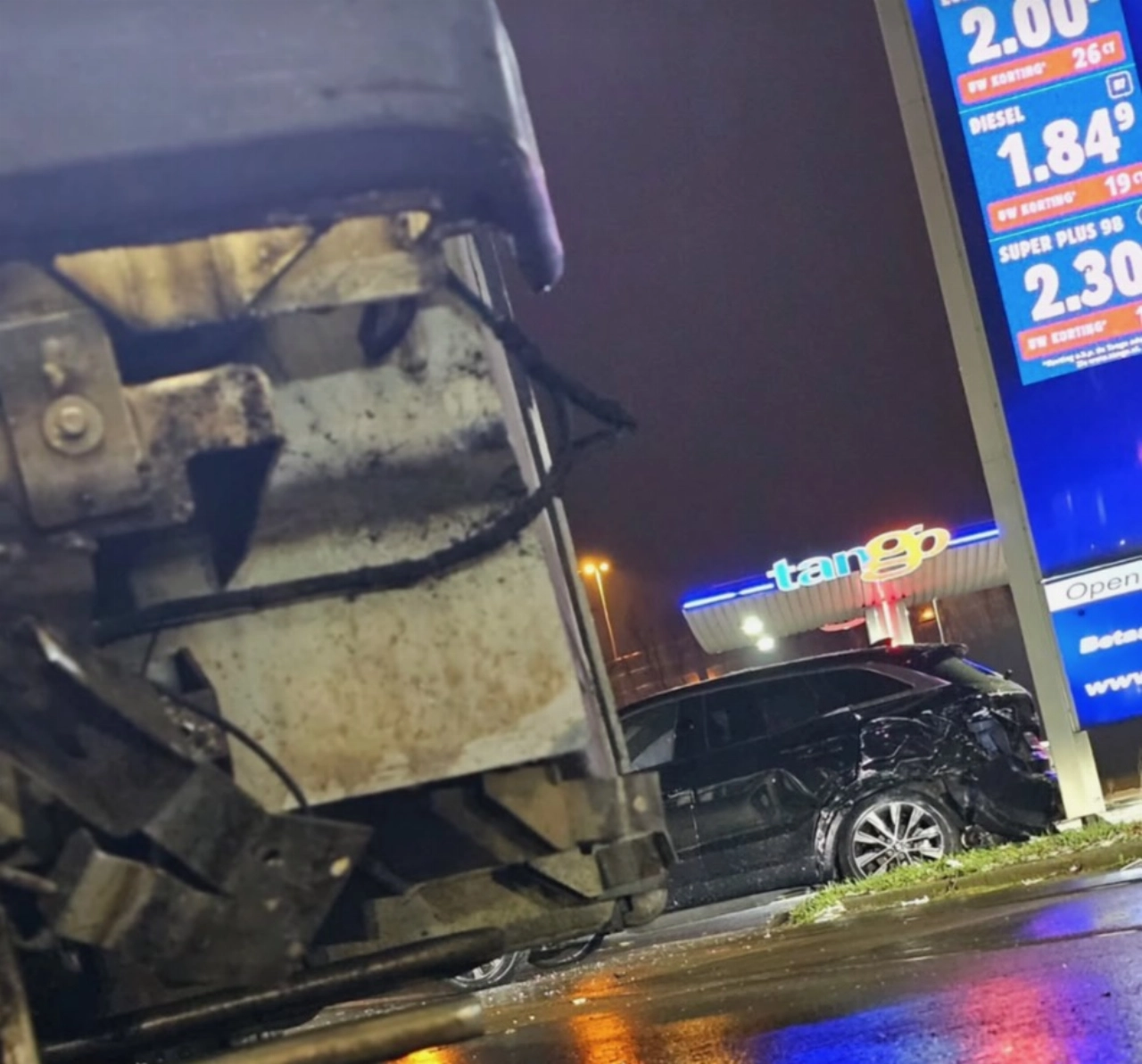 Tramverkeer stilgelegd na aanrijding