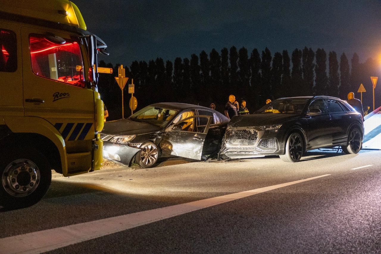 Drie gewonden na aanrijding