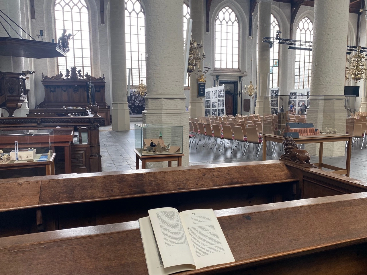 Stille leesavonden in de Grote Kerk: leeslounge