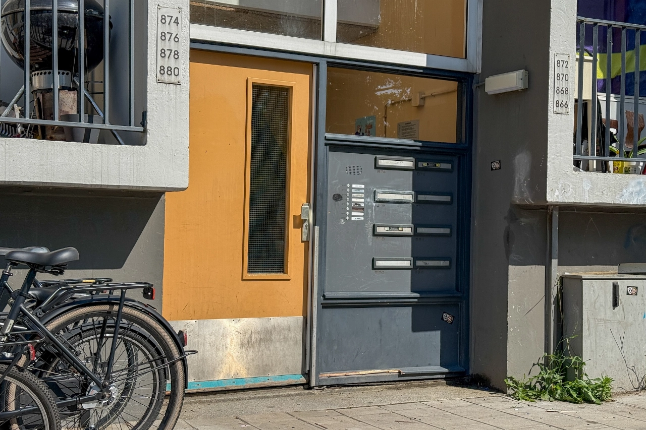 Explosie bij flat Van Haarenlaan