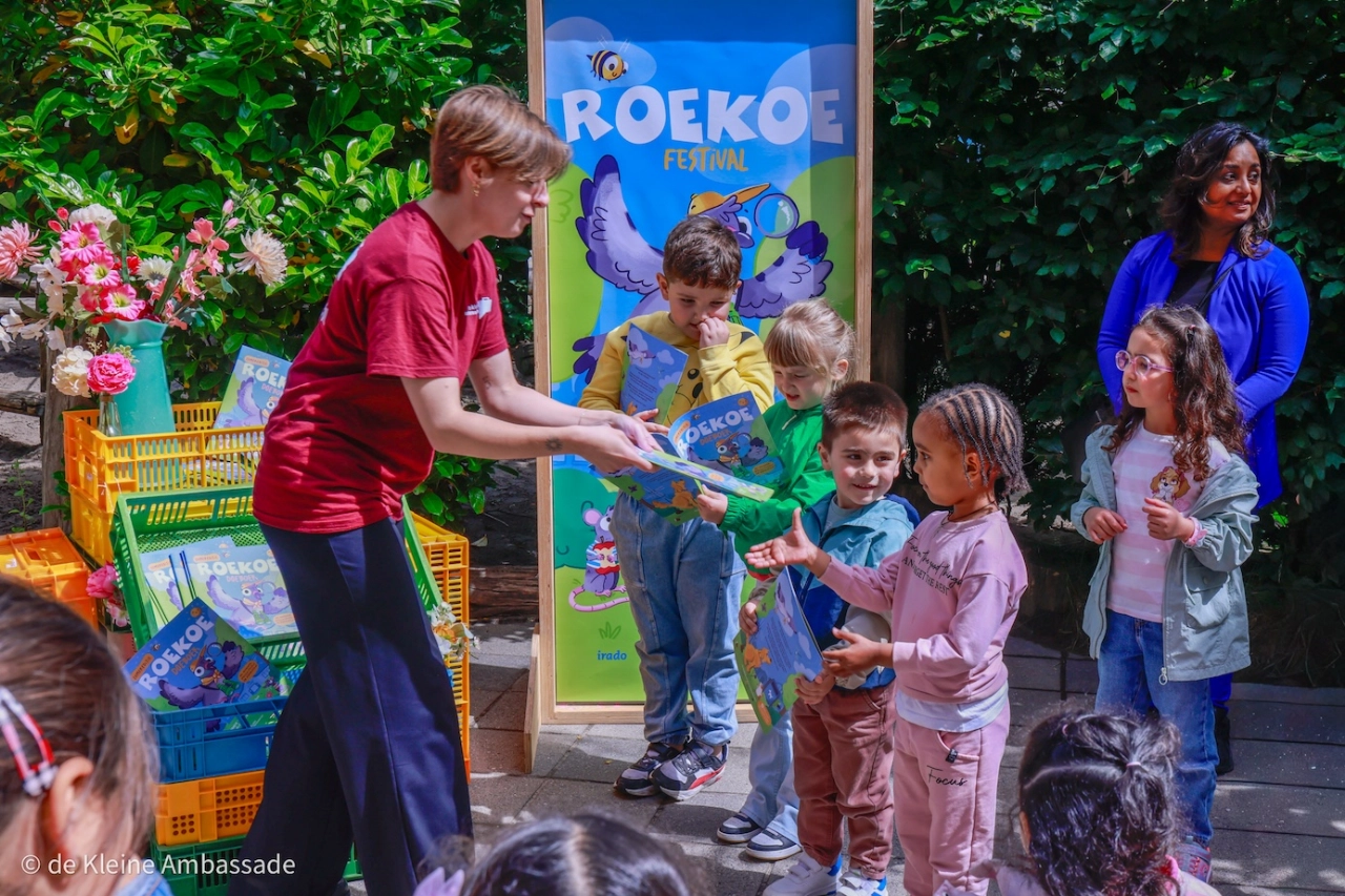Leren zorgen voor dieren: Roekoe-doeboek gelanceerd