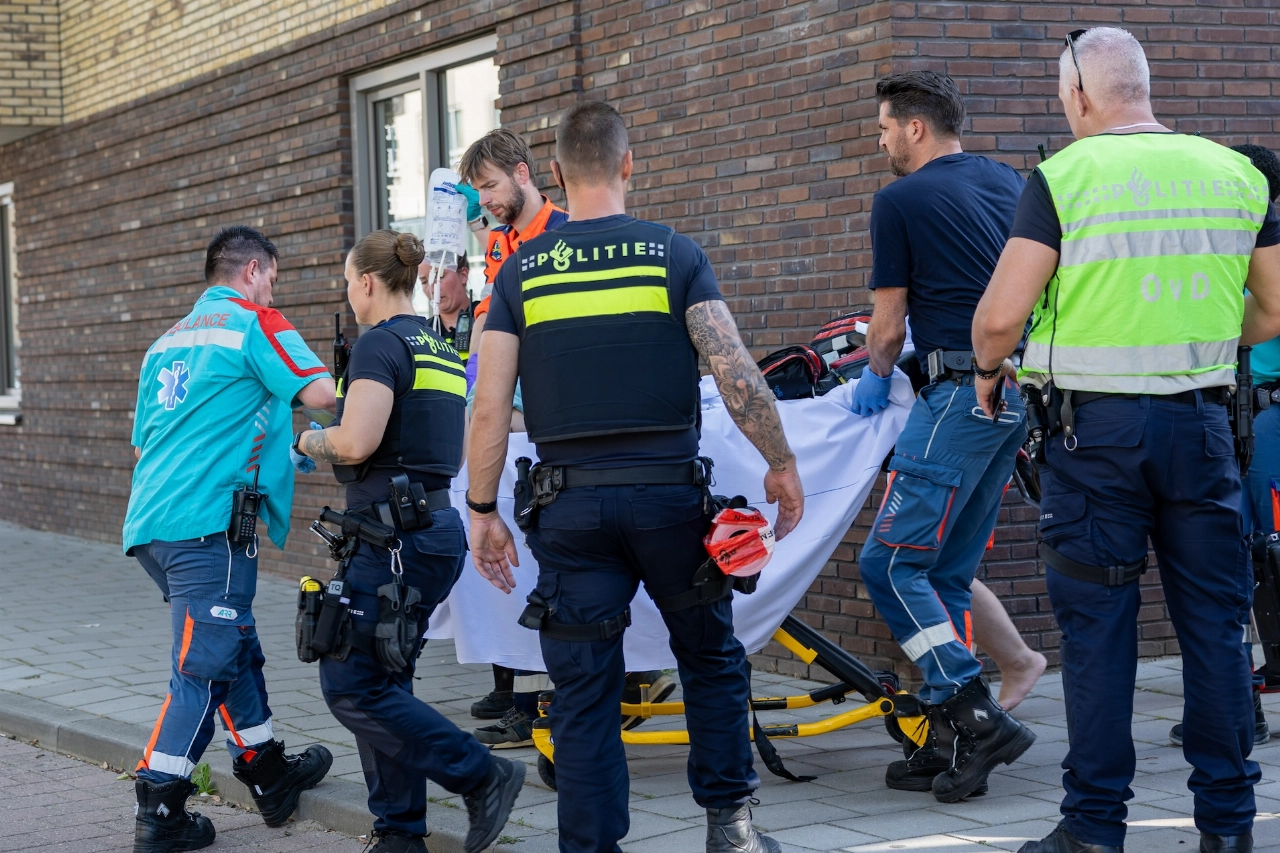 Kind ernstig gewond na val van derde verdieping