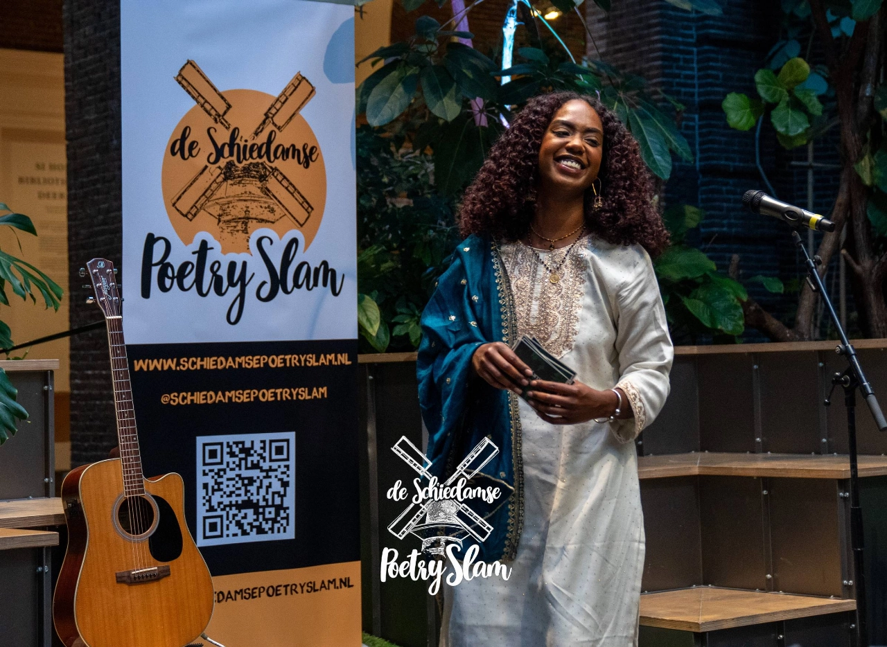 Kunst en competitie op Poetry Slam 2026