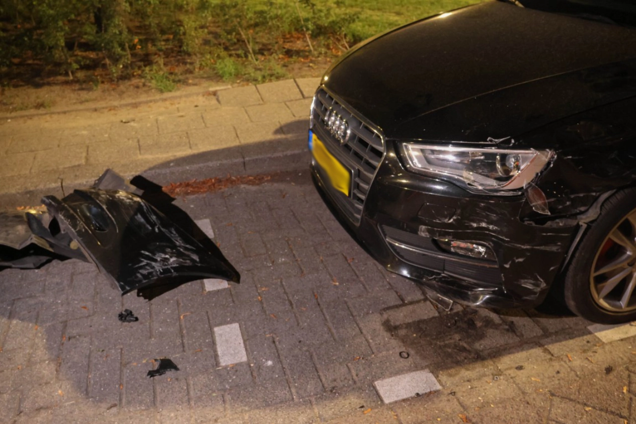 Automobilist op de vlucht na aanrijding op de Vlaardingerdijk