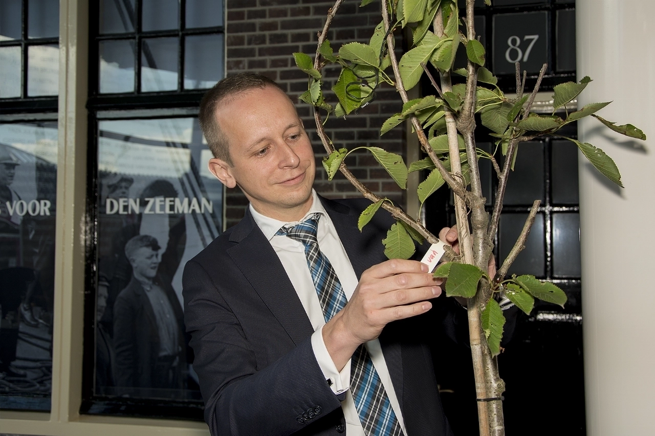 Advies verkenner: coalitie met vier grootste partijen