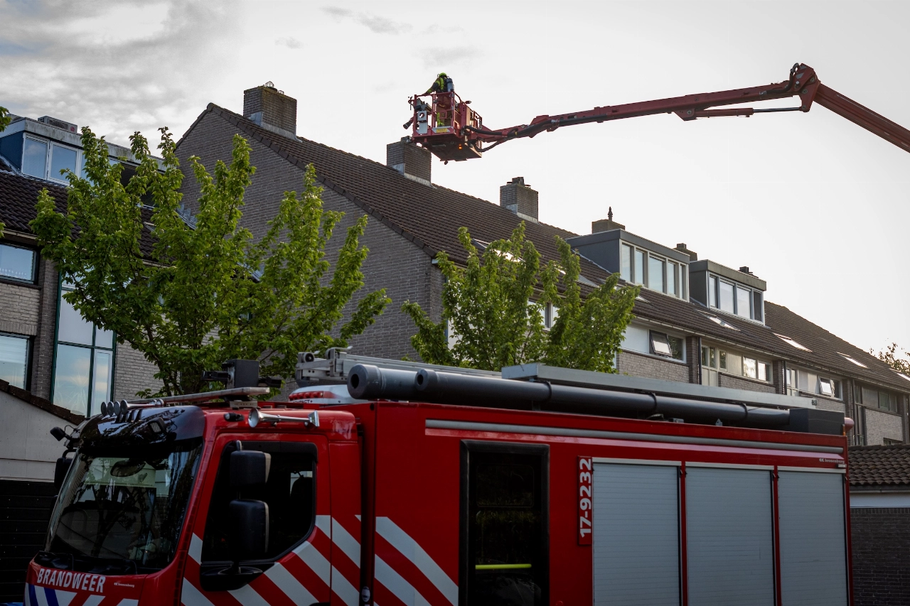 Schoorsteenbrand aan de Kaag