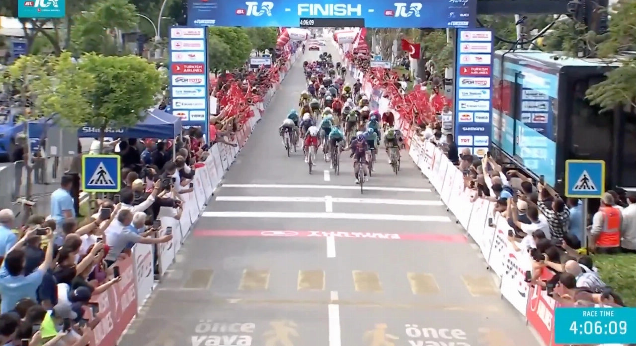 Van Uden wint in Ronde van Turkije