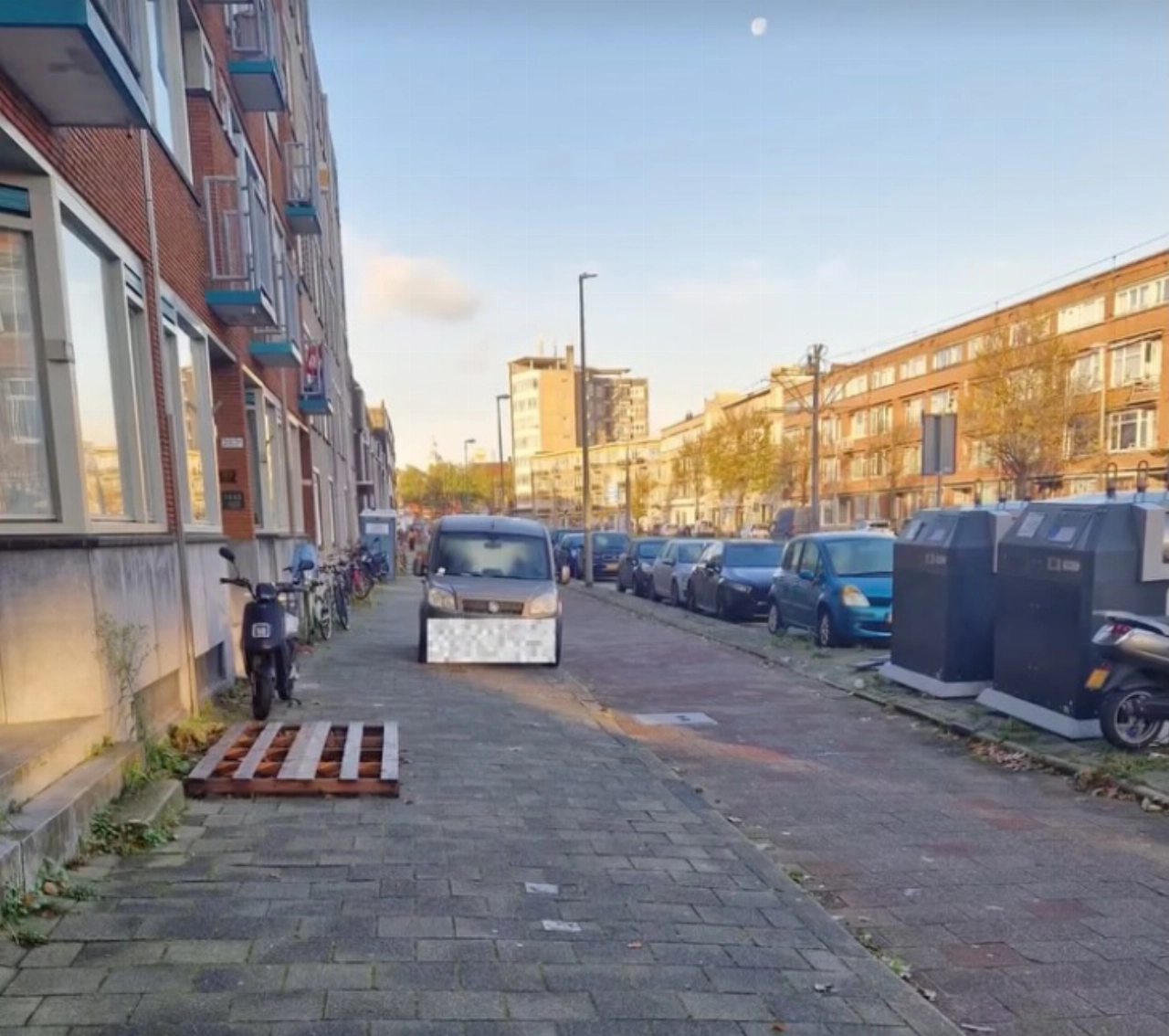 Lichtblauwe brigade bekeurt op Rotterdamsedijk
