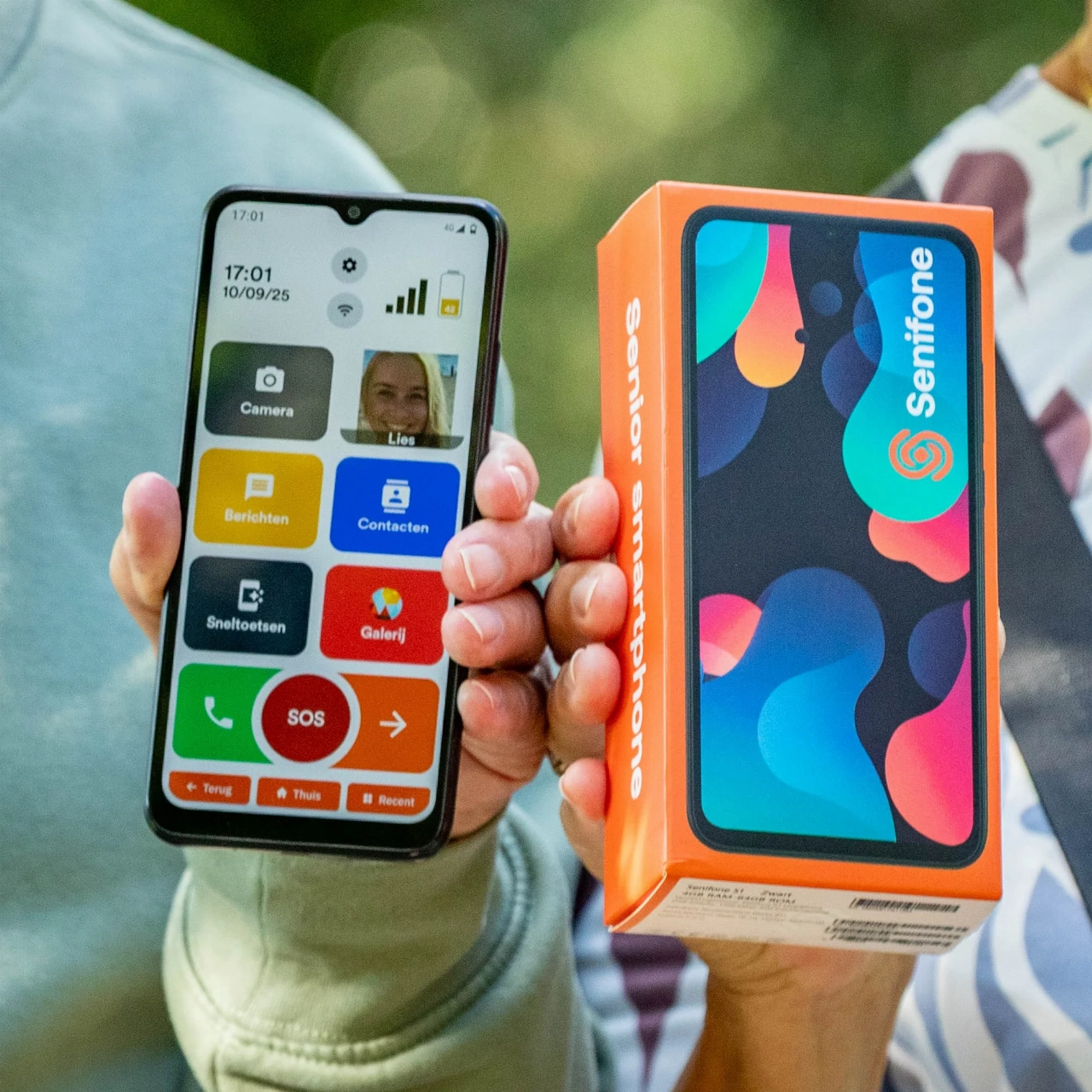Bereikbaar blijven op leeftijd: een eenvoudige smartphone maakt het verschil