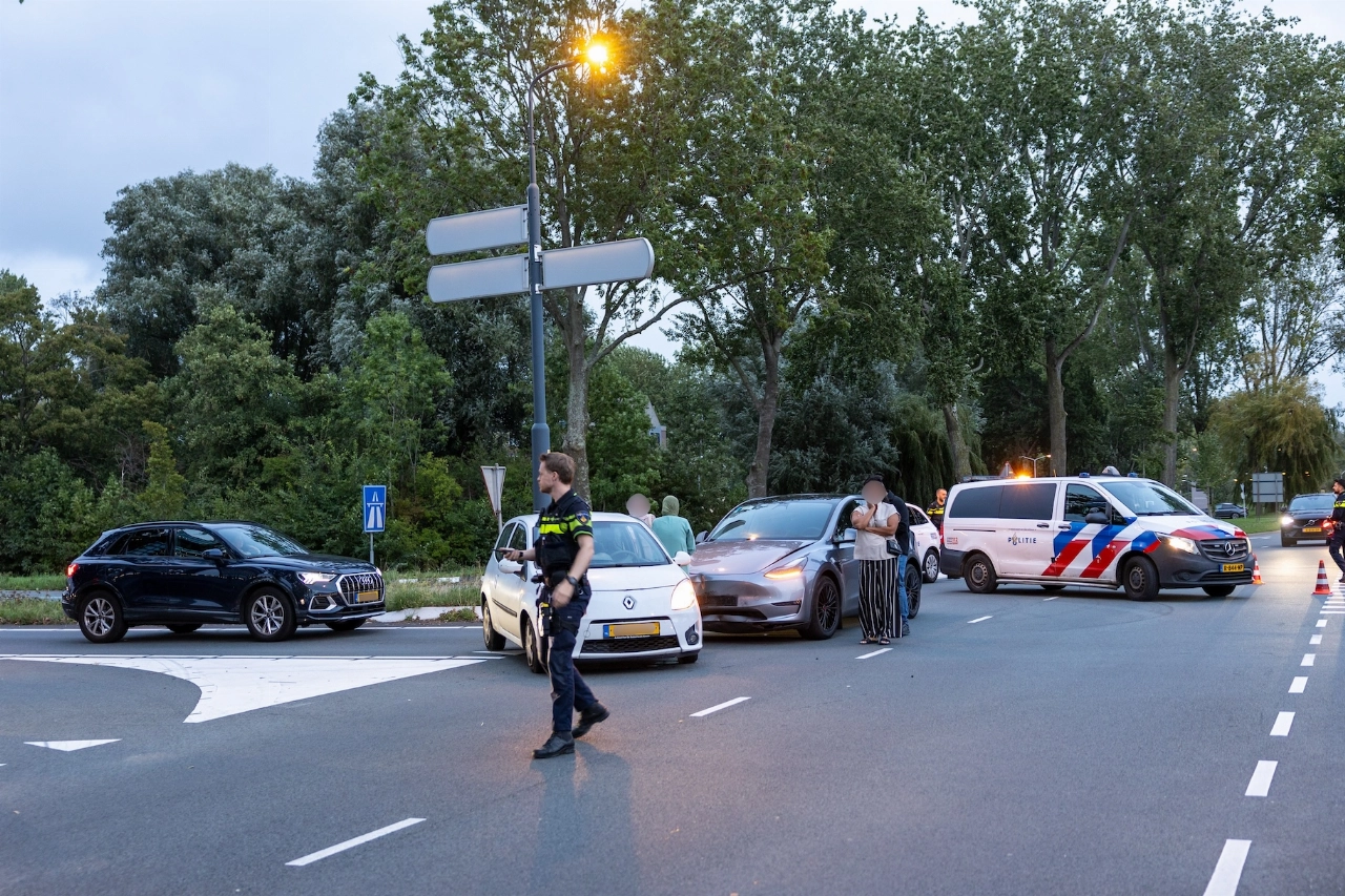 Naar ziekenhuis na aanrijding