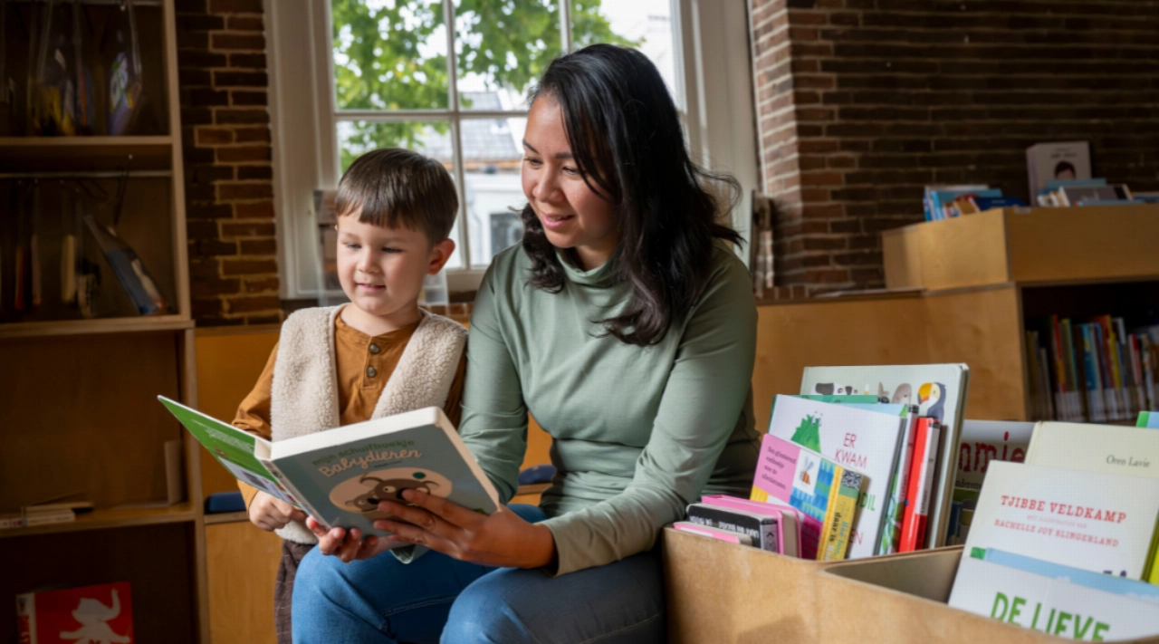 Bibliotheek zoekt vrijwilligers voor Voorleesexpress
