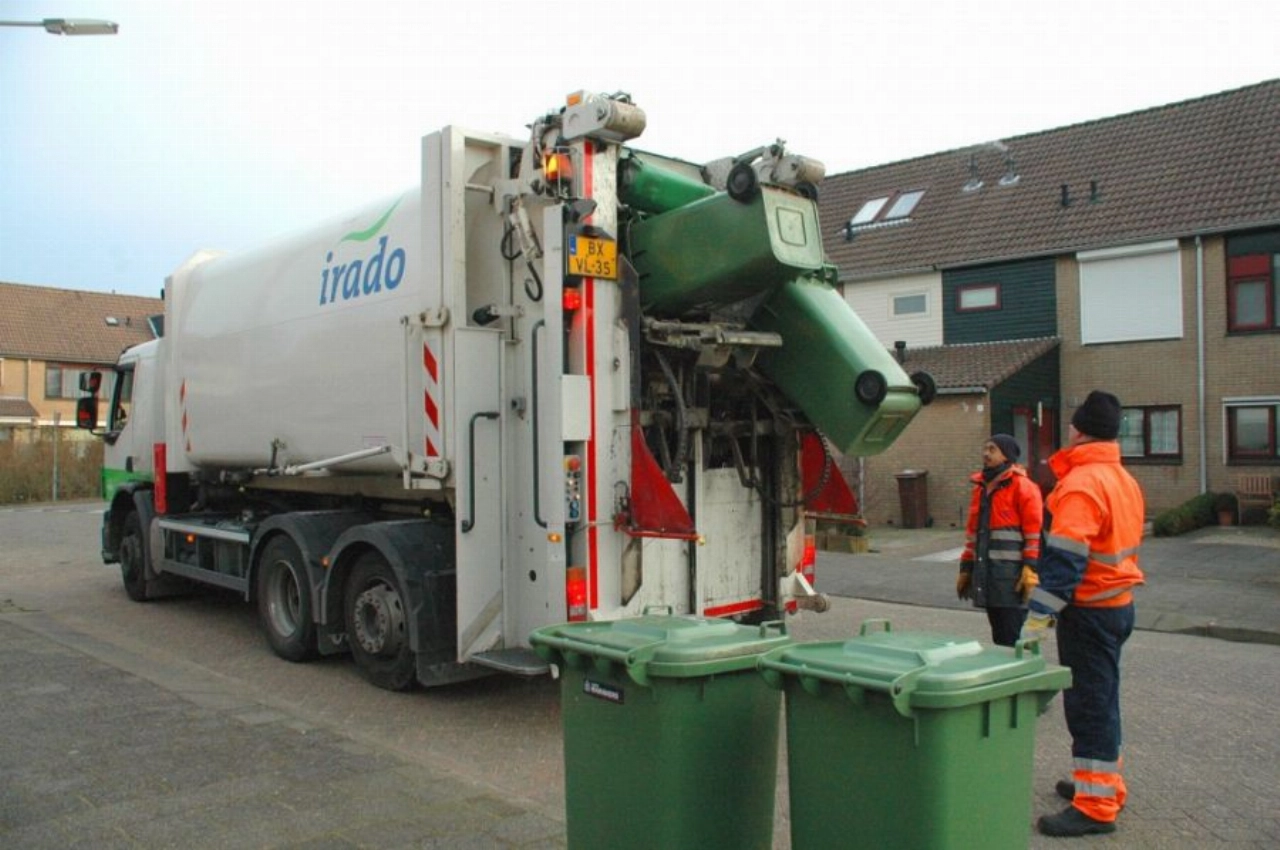 Irado buffelt door met inzameling huisvuil